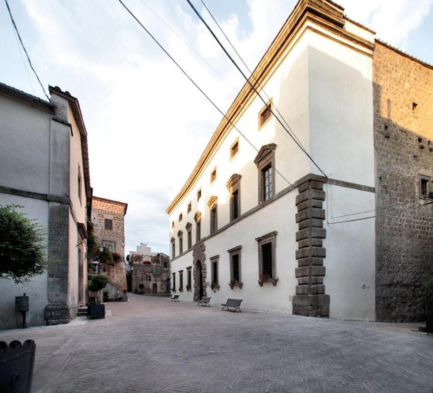 Palazzo Orsini Bed & Breakfast Bomarzo Bagian luar foto